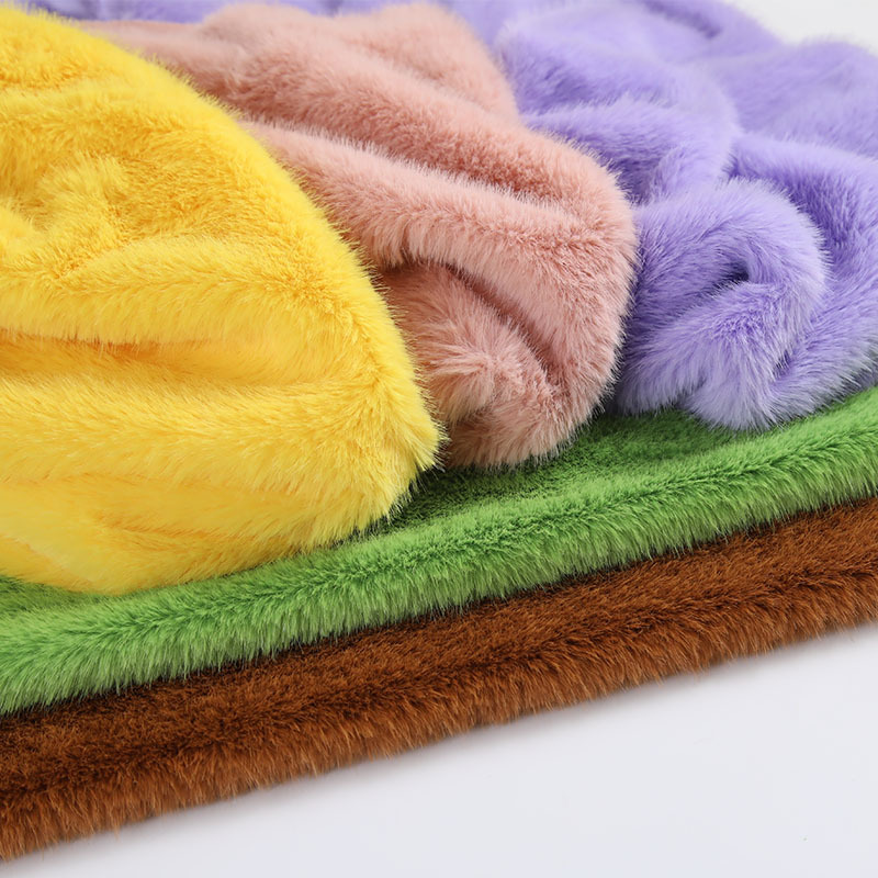 Sewing Fabric - Kain Bulu Imitasi Faux Plush High